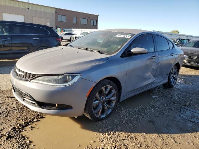  Salvage Chrysler 200
