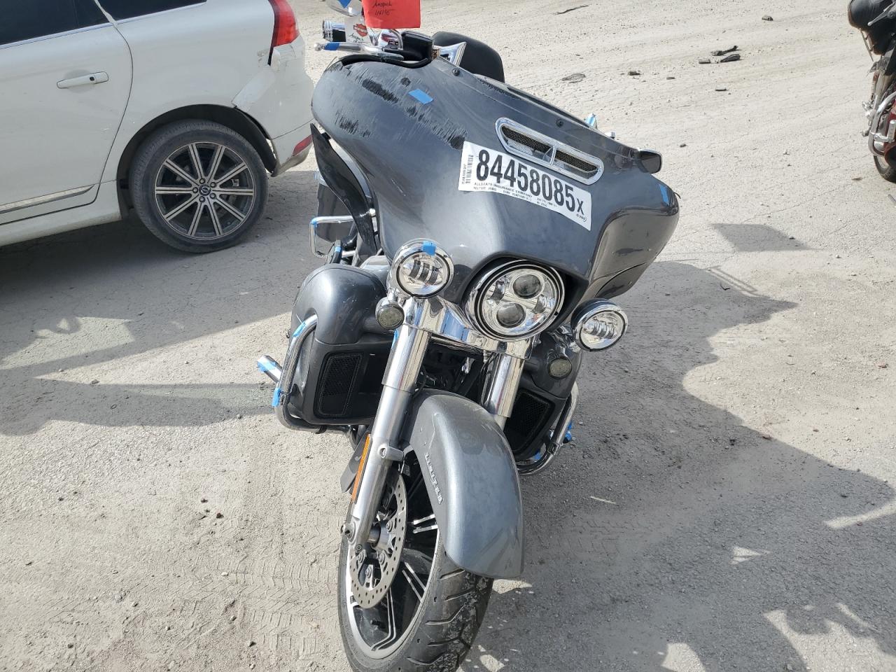 Harley-Davidson Fl Image 8