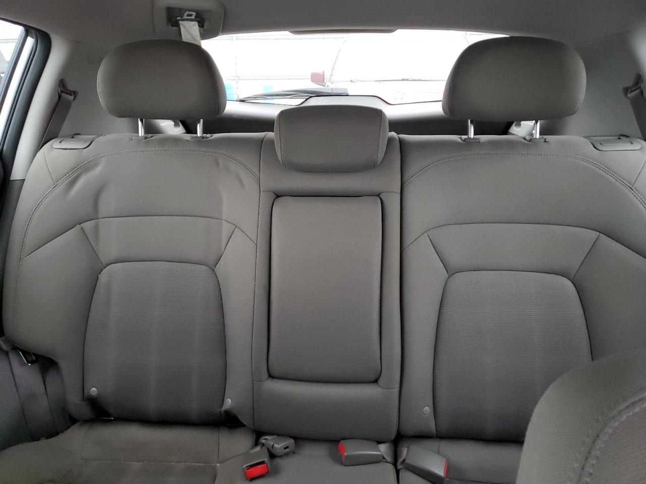 Kia Sportage Lx Image 4