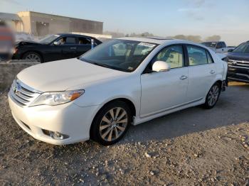  Salvage Toyota Avalon