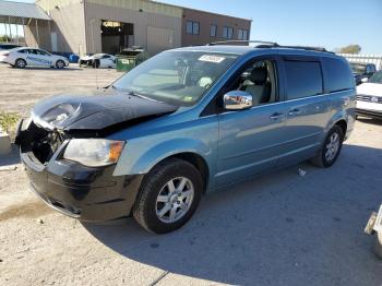  Salvage Chrysler Minivan