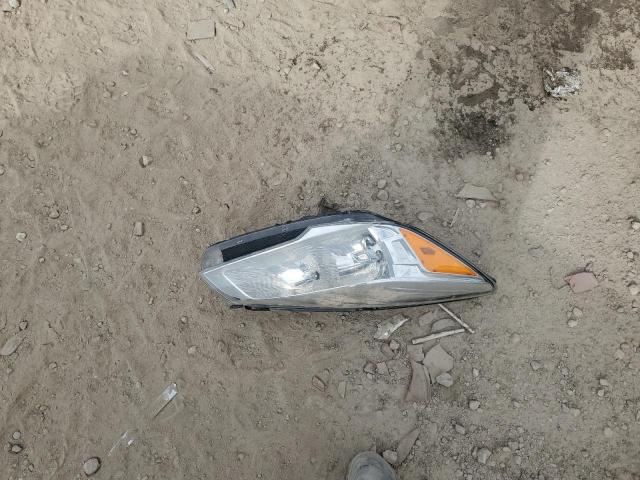 Ford Escape Titanium Image 8