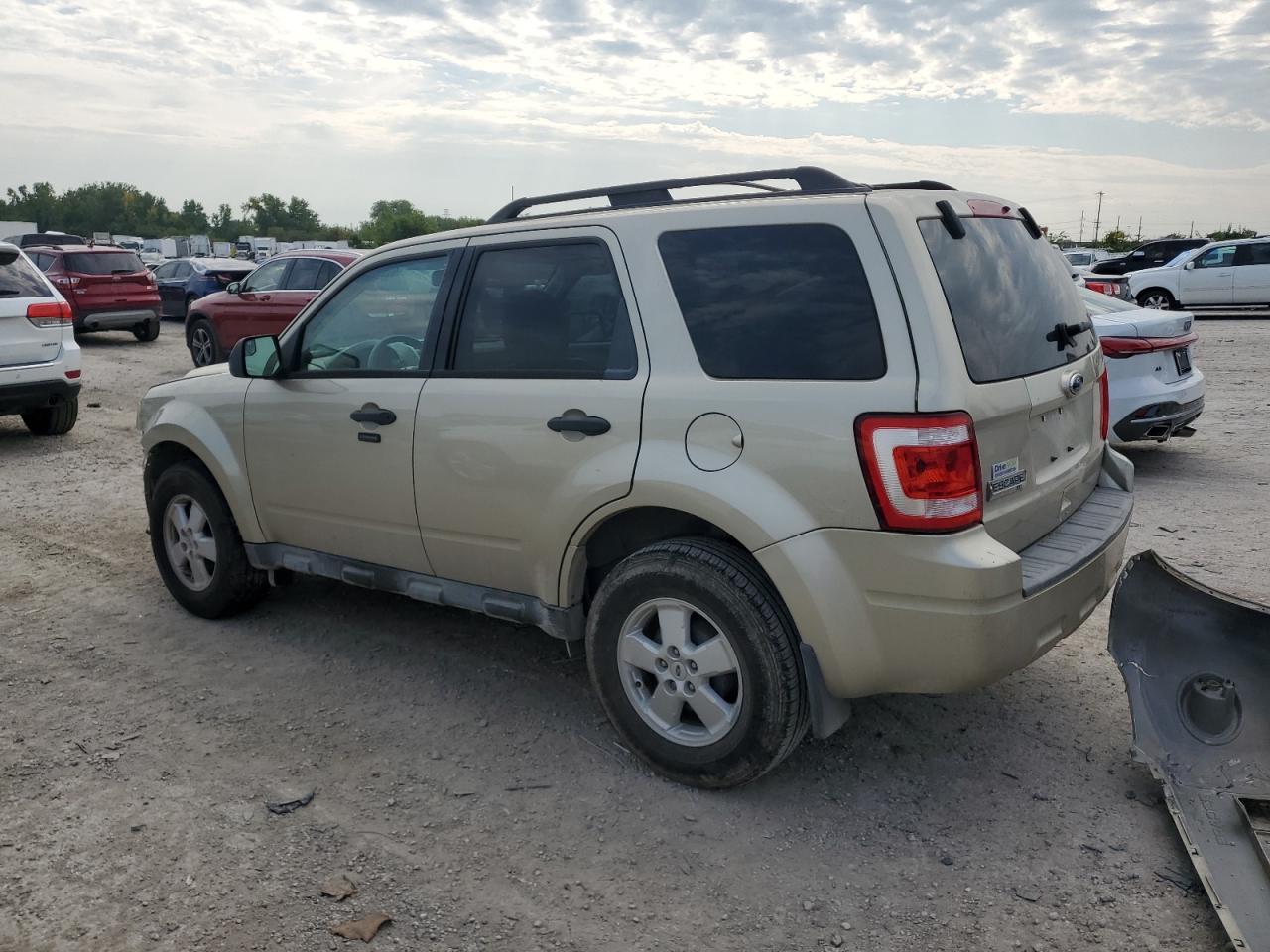 Ford Escape Xlt Image 2