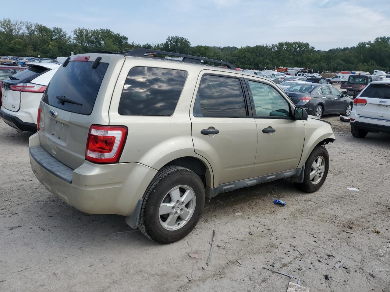 Ford Escape Xlt Image 7