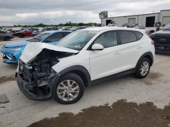  Salvage Hyundai TUCSON