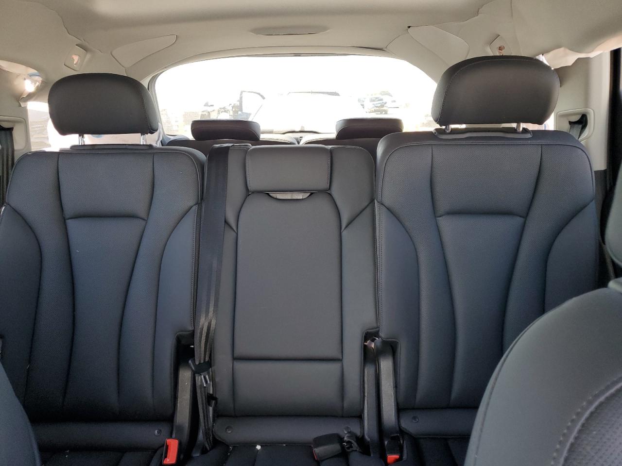 Audi Q7 Premium Plus Image 4