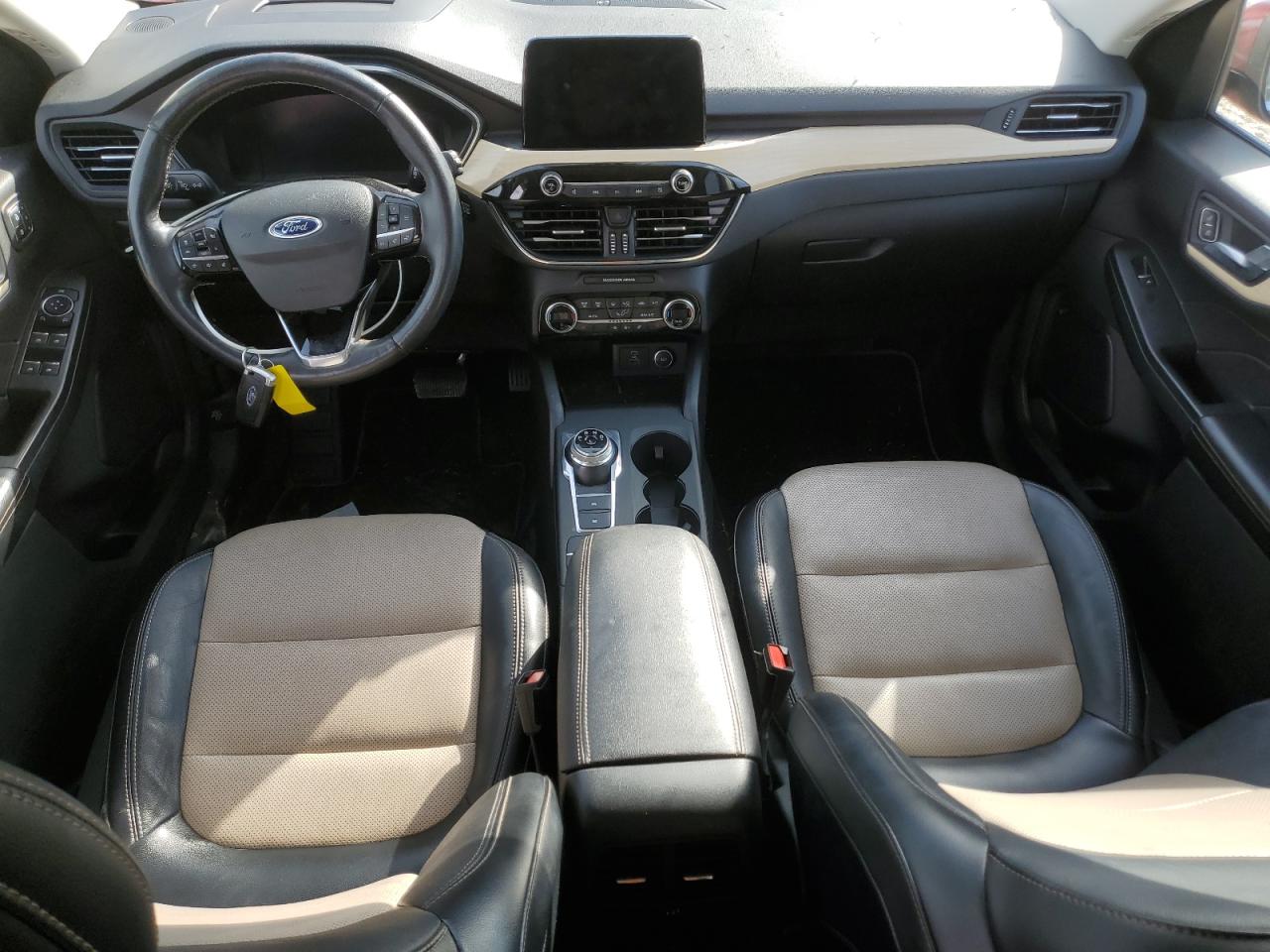 Ford Escape Titanium Image 9