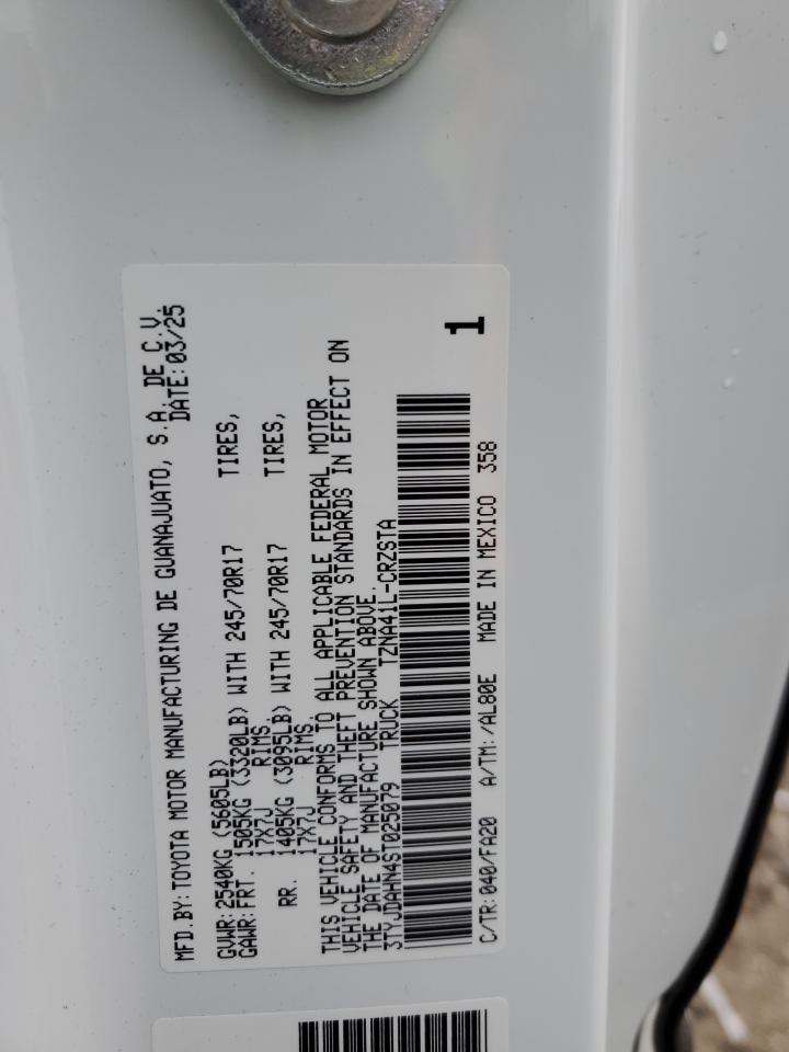 Toyota Tacoma Xtracab Image 2