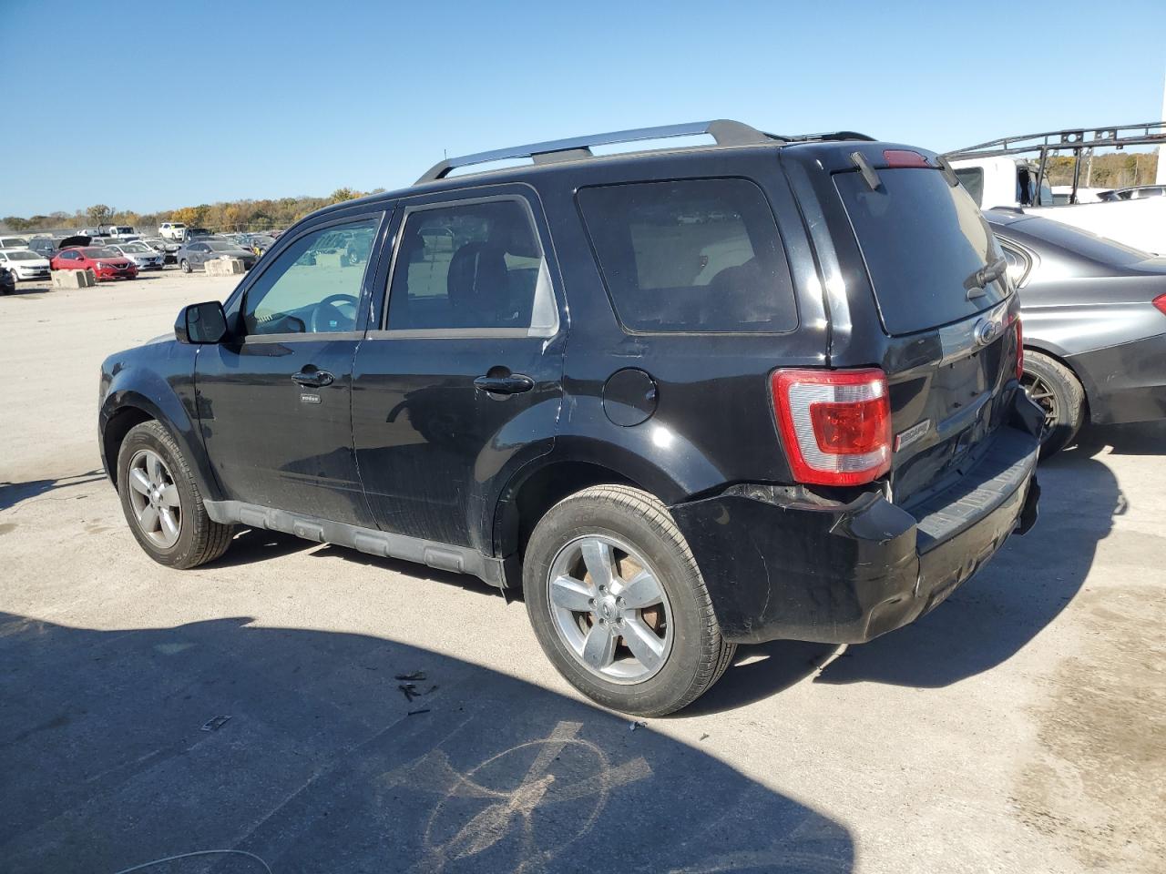 Ford Escape Limited Image 3