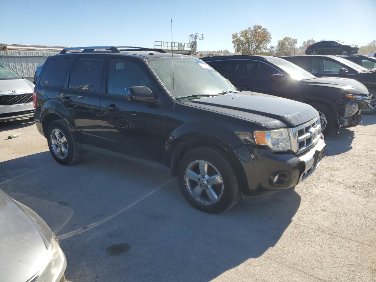 Ford Escape Limited Image 4