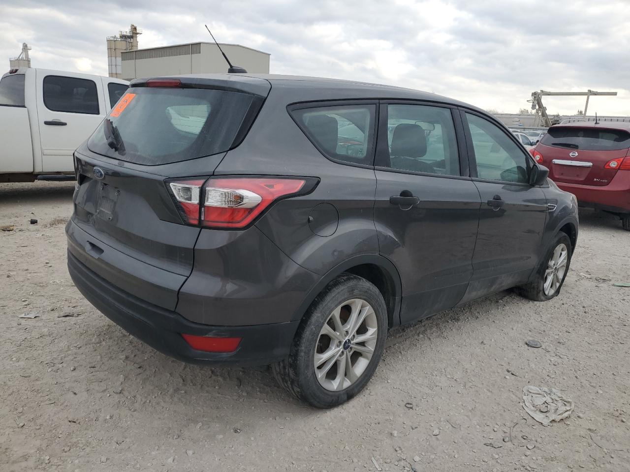 Ford Escape S Image 2