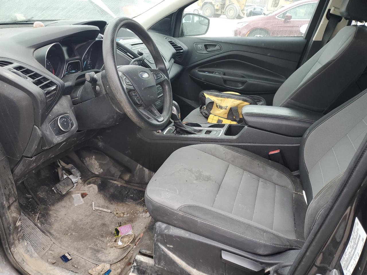 Ford Escape S Image 5