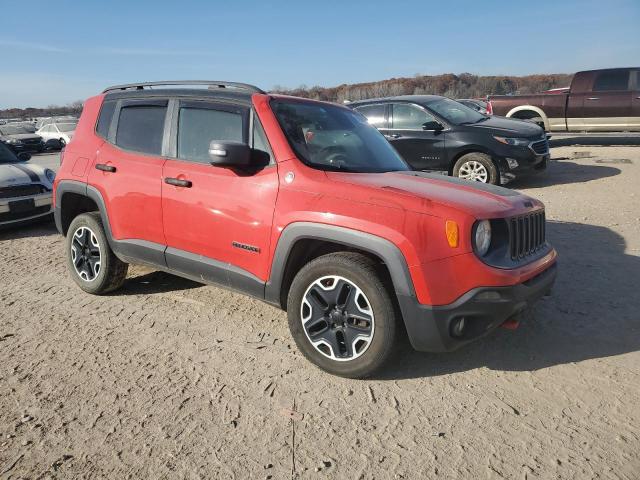 Jeep Renegade Trailhawk Image 7