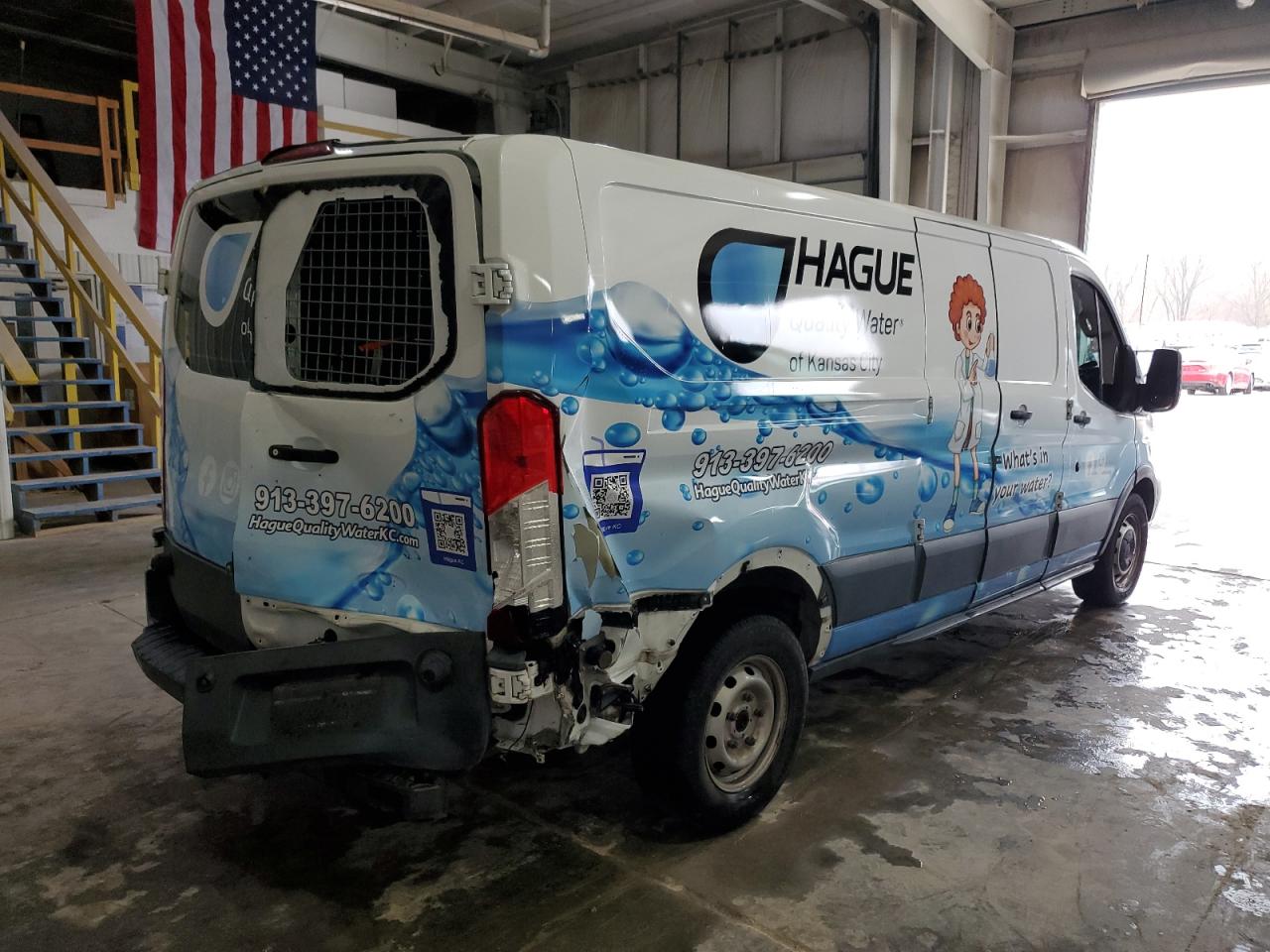 Ford Transit T-150 Image 6