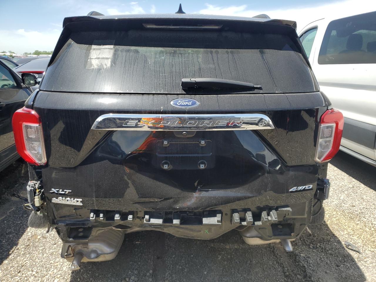 Ford Explorer Xlt Image 9