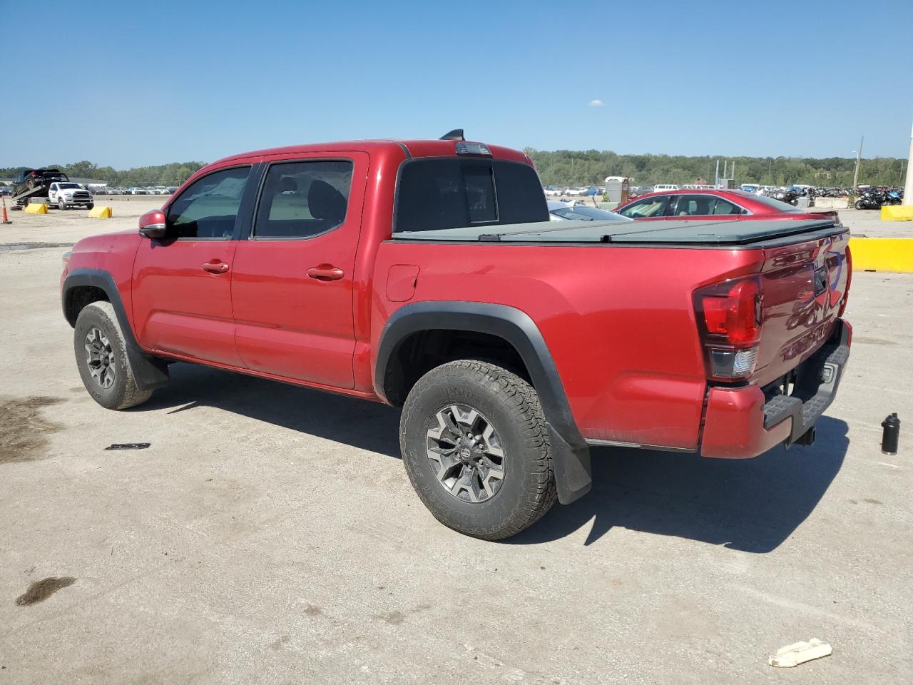 Toyota Tacoma Double Cab Image 2