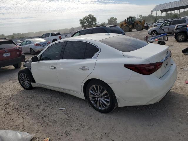 INFINITI Q50 Luxe Image 2