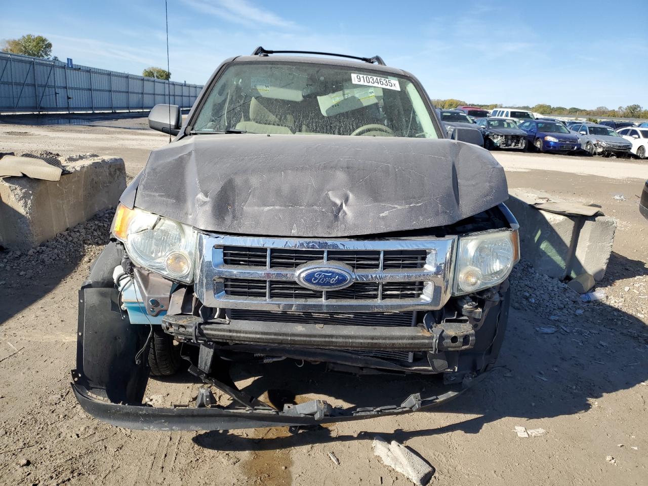 Ford Escape Limited Image 13