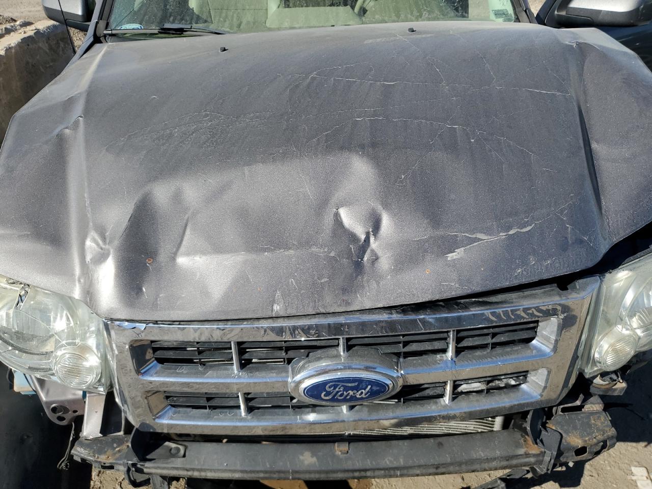 Ford Escape Limited Image 10