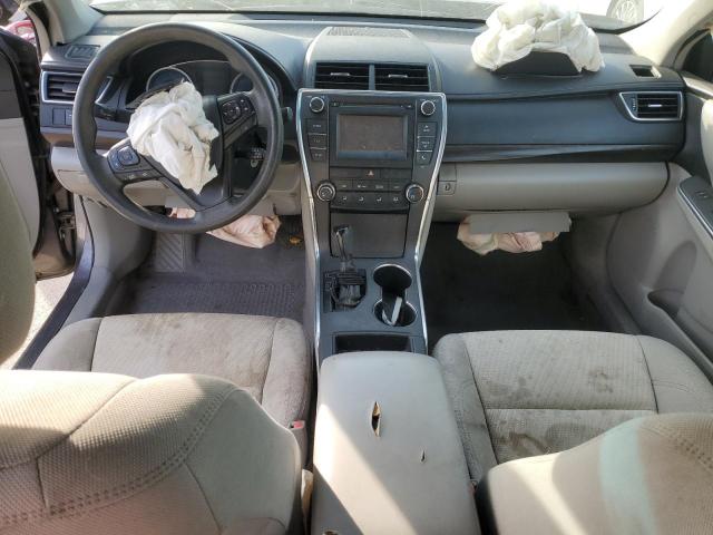 Toyota Camry Le Image 11