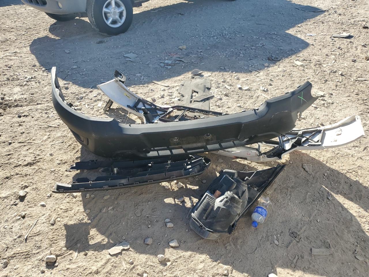 Ford Transit T-150 Image 14