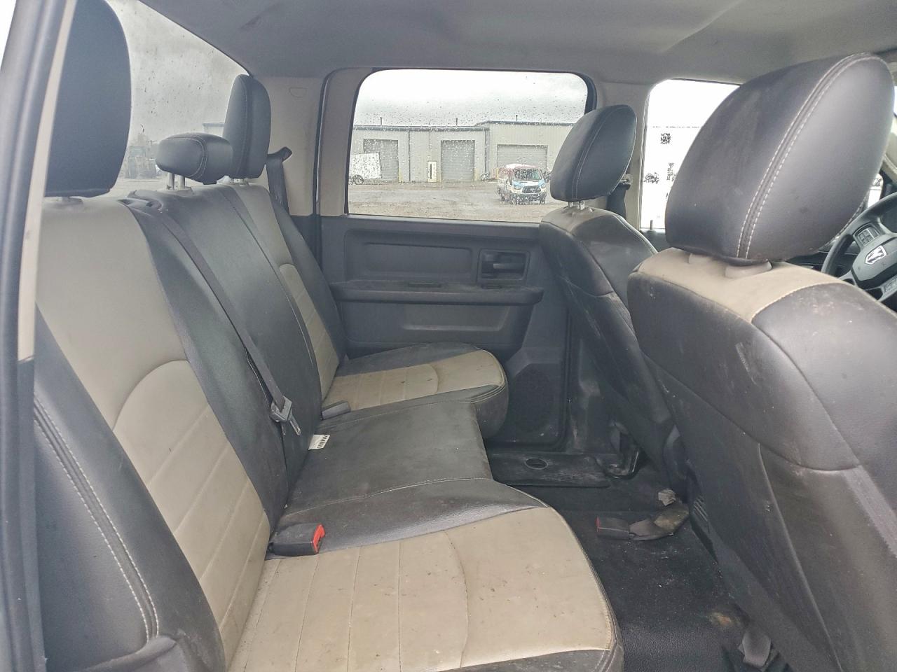 Dodge Ram 3500 St Image 8