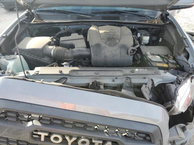 Toyota Tacoma Double Cab Image 8