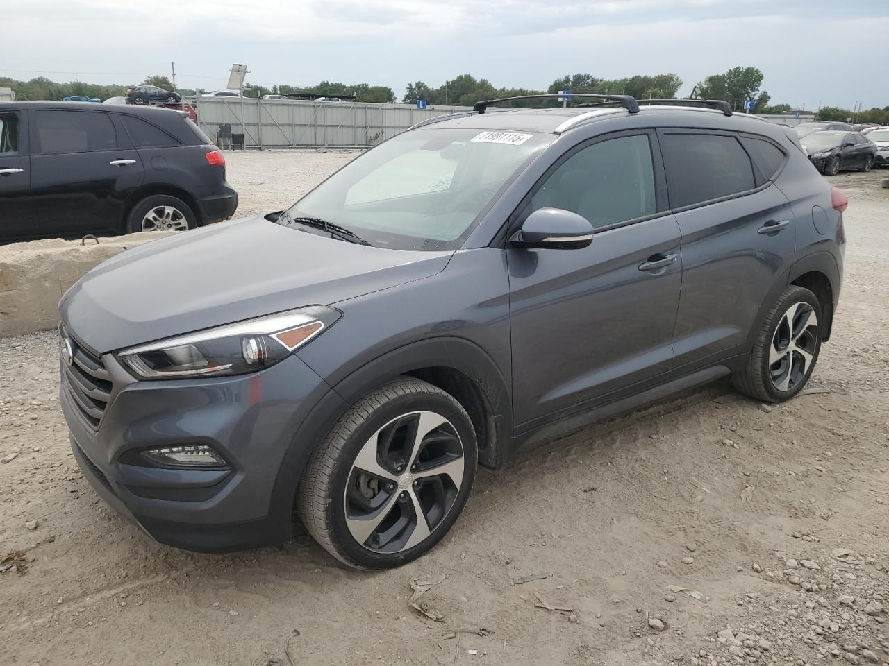 Hyundai TUCSON Limited Image 1