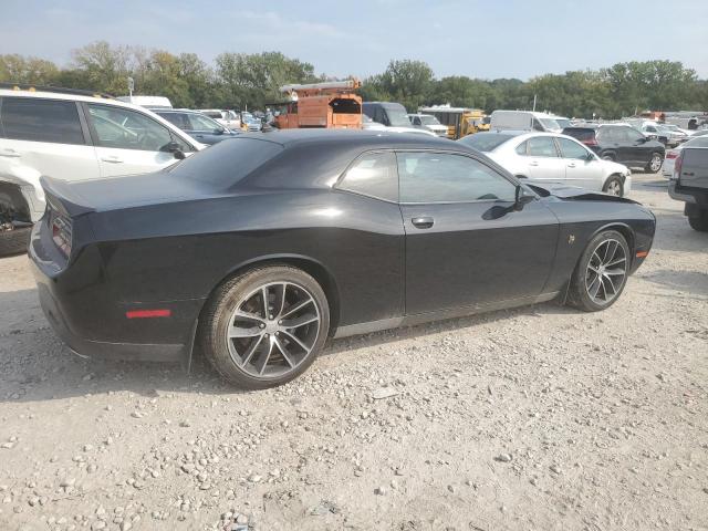 Dodge Challenger R/t Scat Pack Image 3