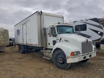  Salvage Kenworth T300