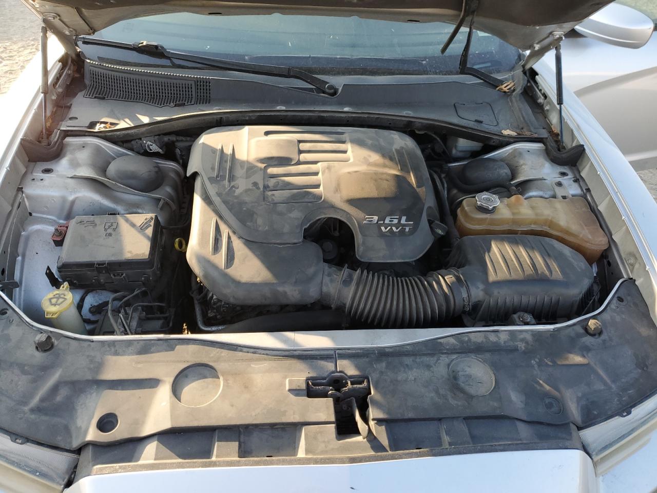 Dodge Charger Se Image 10