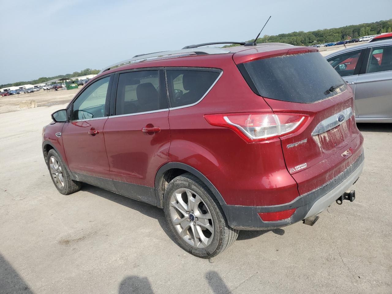 Ford Escape Titanium Image 2