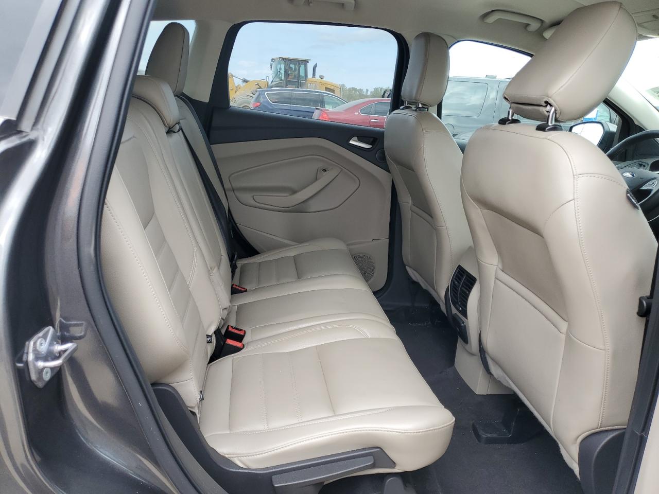 Ford Escape Titanium Image 8