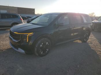  Salvage Kia Carnival