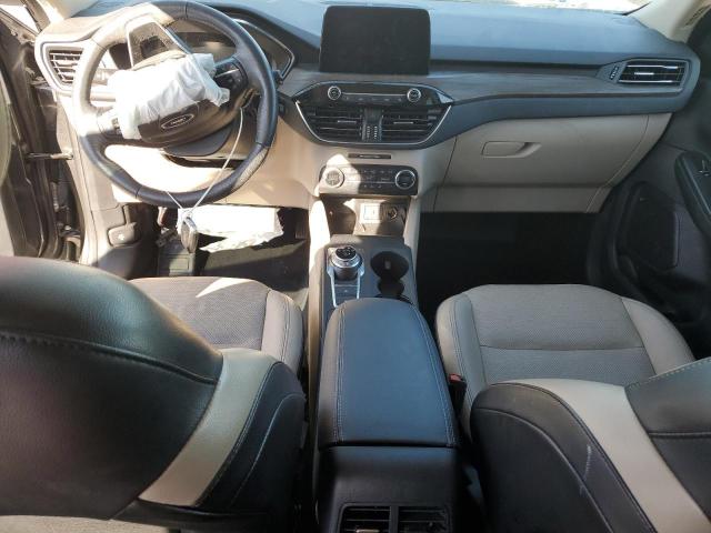 Ford Escape Titanium Image 4