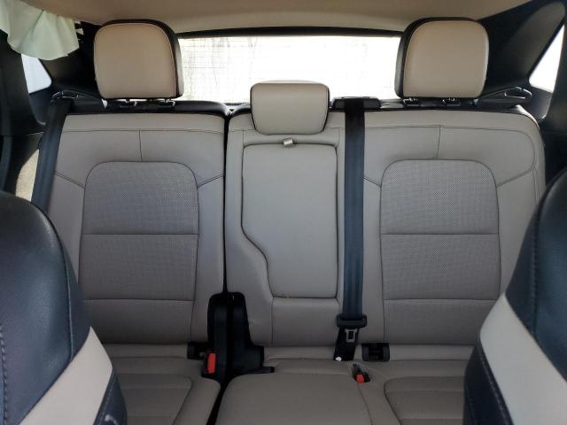 Ford Escape Titanium Image 2