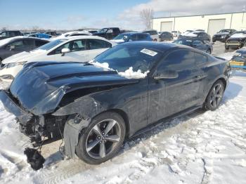  Salvage Ford Mustang