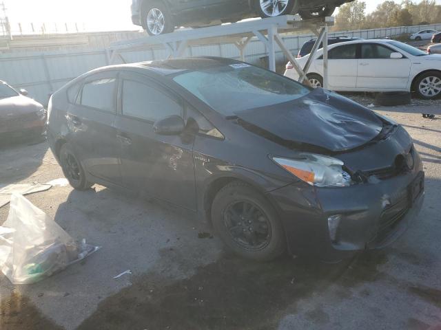 Toyota Prius Image 2