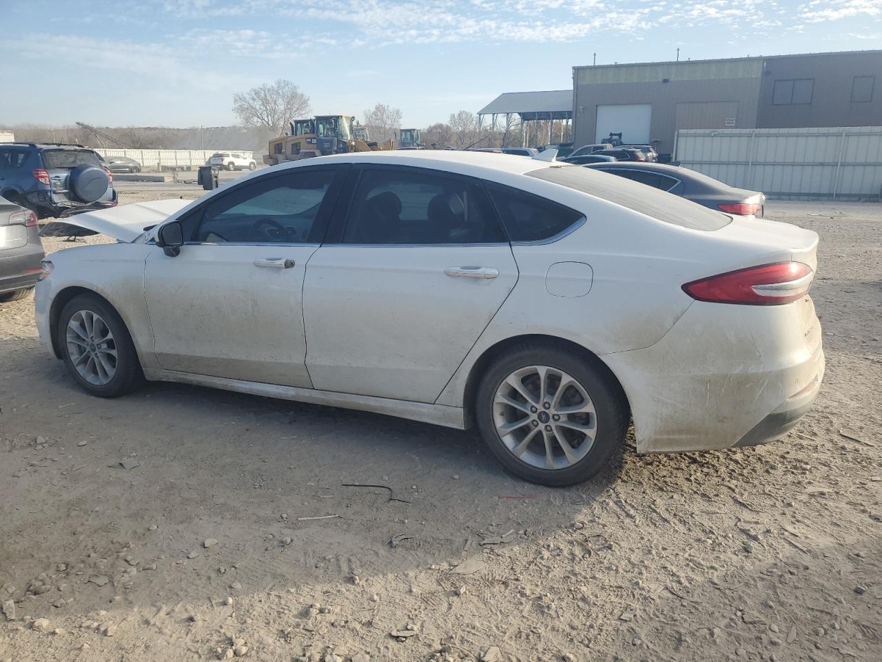 Ford Fusion Se Image 7