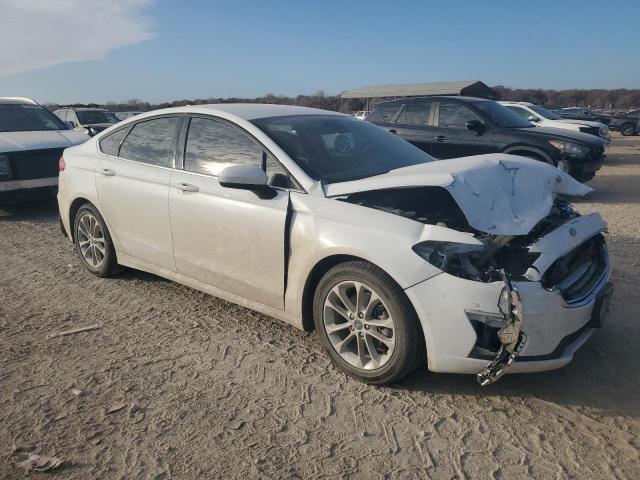 Ford Fusion Se Image 6