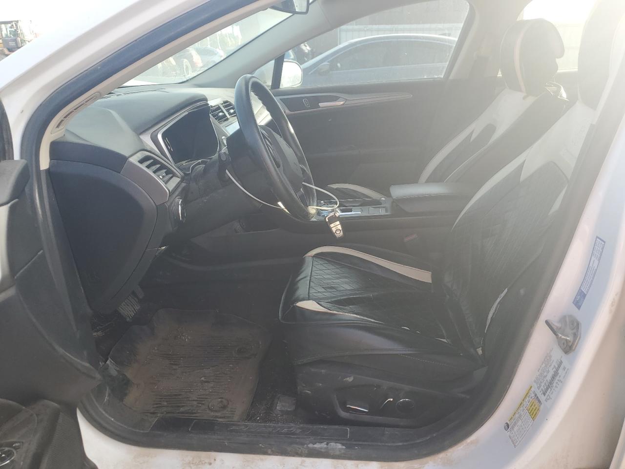 Ford Fusion Se Image 10