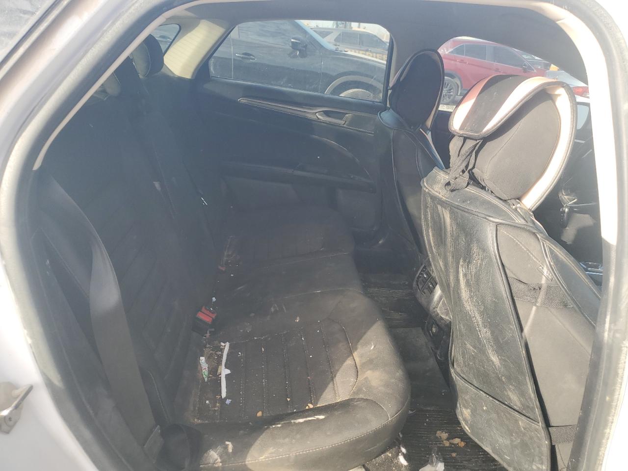 Ford Fusion Se Image 12