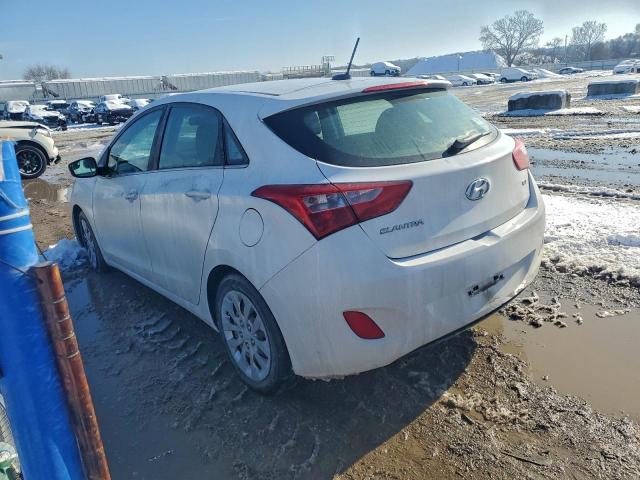 Hyundai ELANTRA Image 4