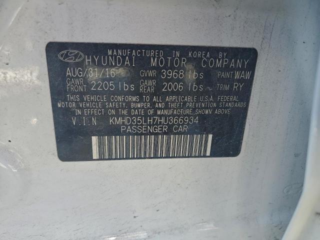 Hyundai ELANTRA Image 12