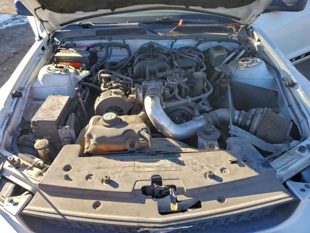 Ford Mustang Image 9