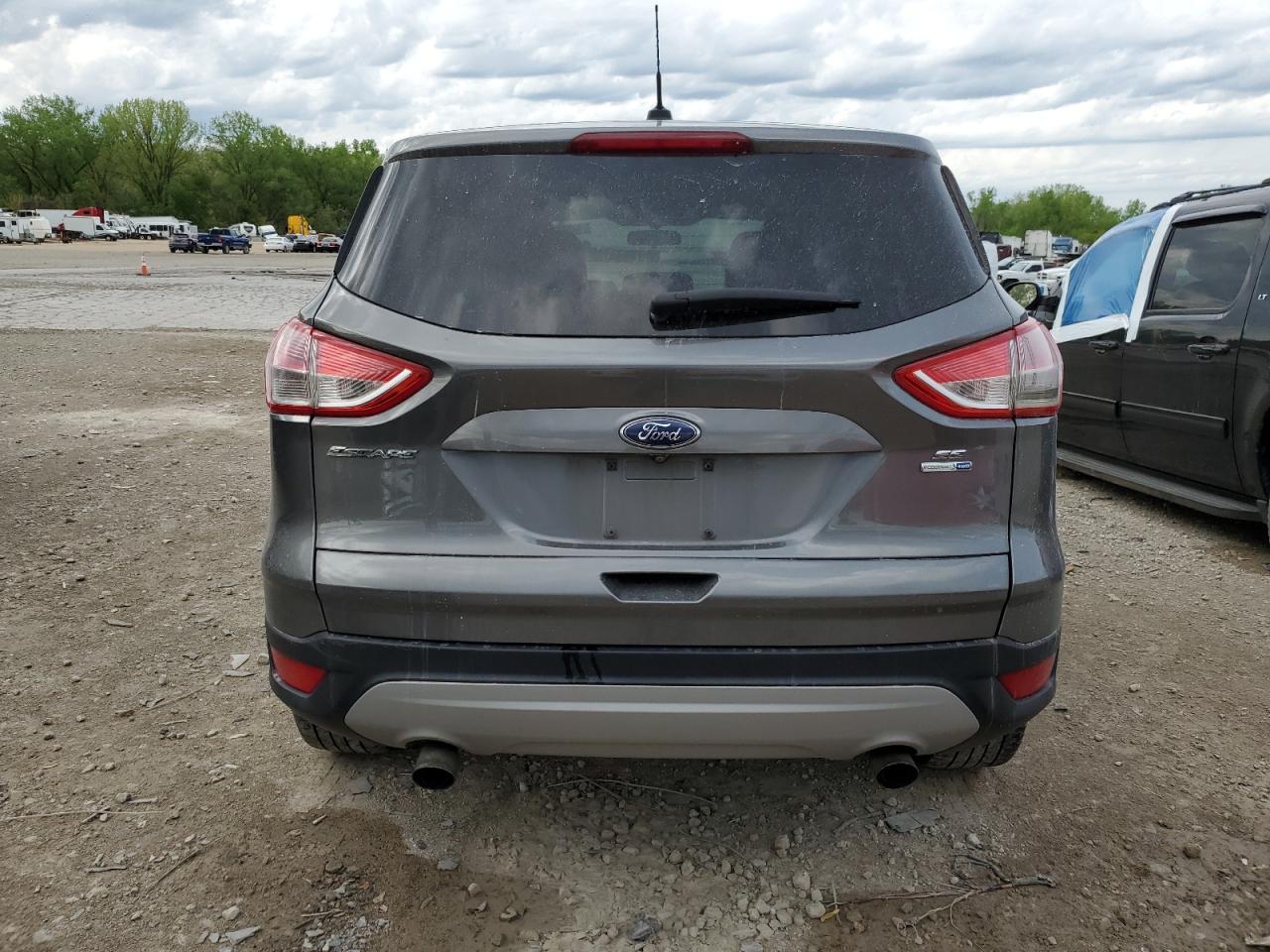 Ford Escape Se Image 6