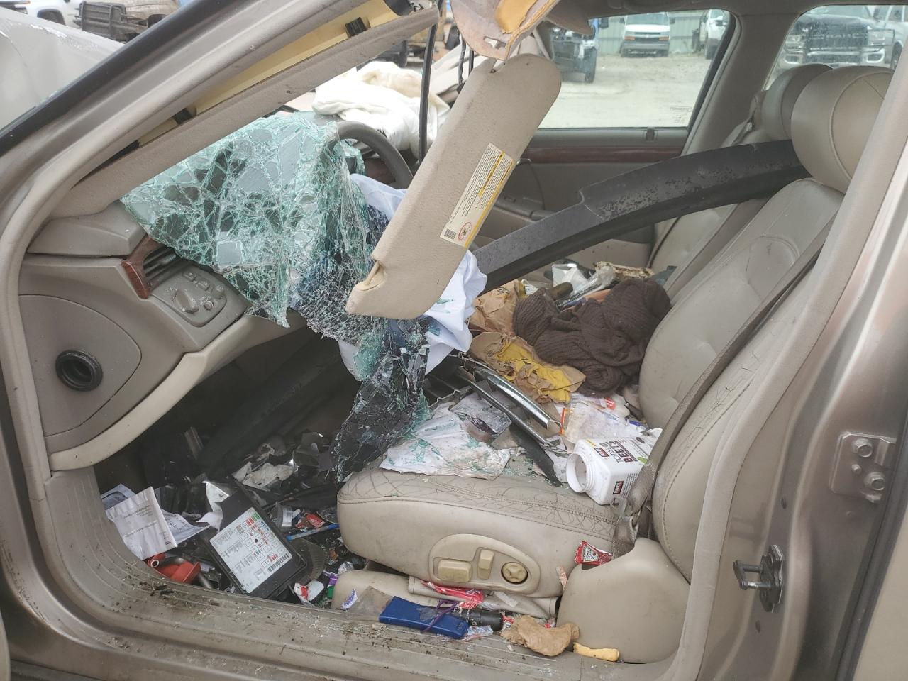 Cadillac DeVille Image 7