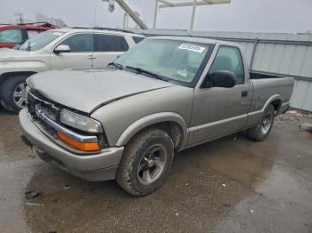  Salvage Chevrolet S-10