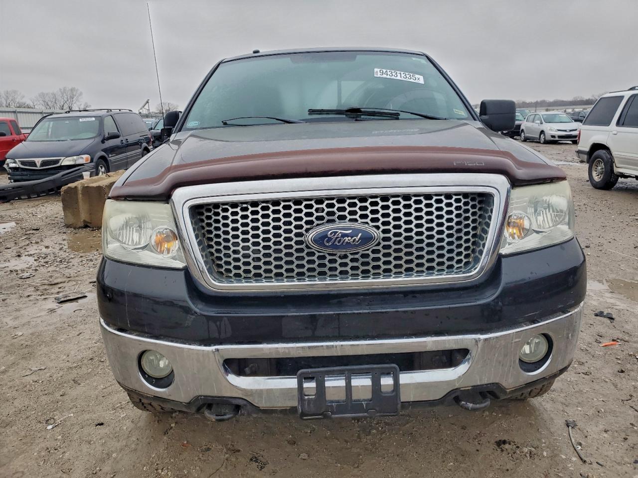 Ford F-150 Supercrew Image 4