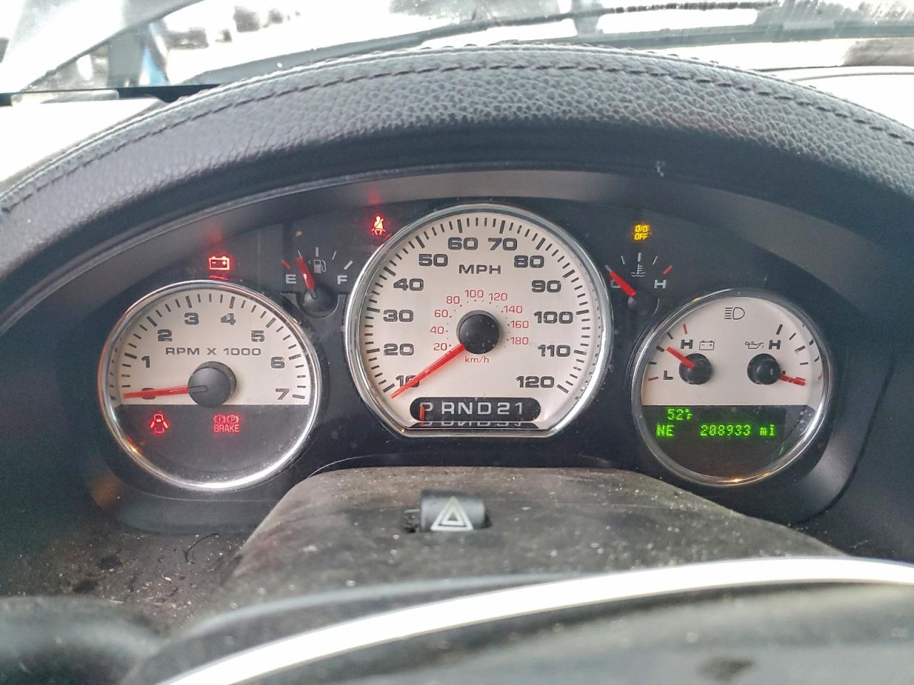 Ford F-150 Supercrew Image 12